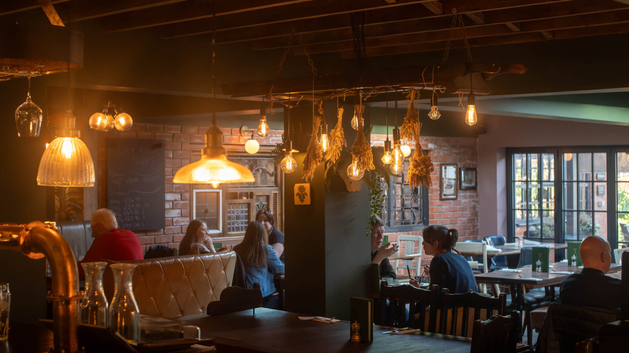 events and gathering at pubs 8 scaled